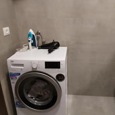 Ivor Apartman *
